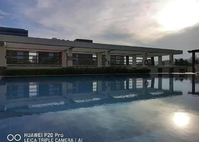 I T Park Studio With Internet And Netflix Aparthotel Cebu